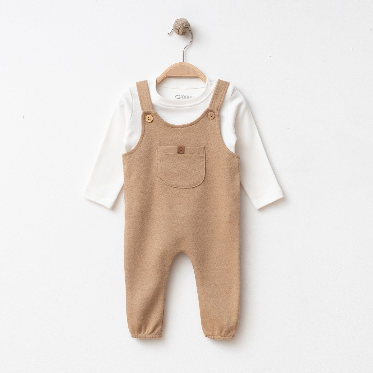 Καφέ Σαλοπέτα με Μπλουζάκι